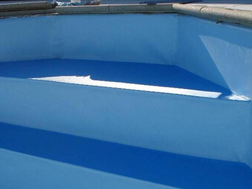 Finition d'un changement de liner sur des marches